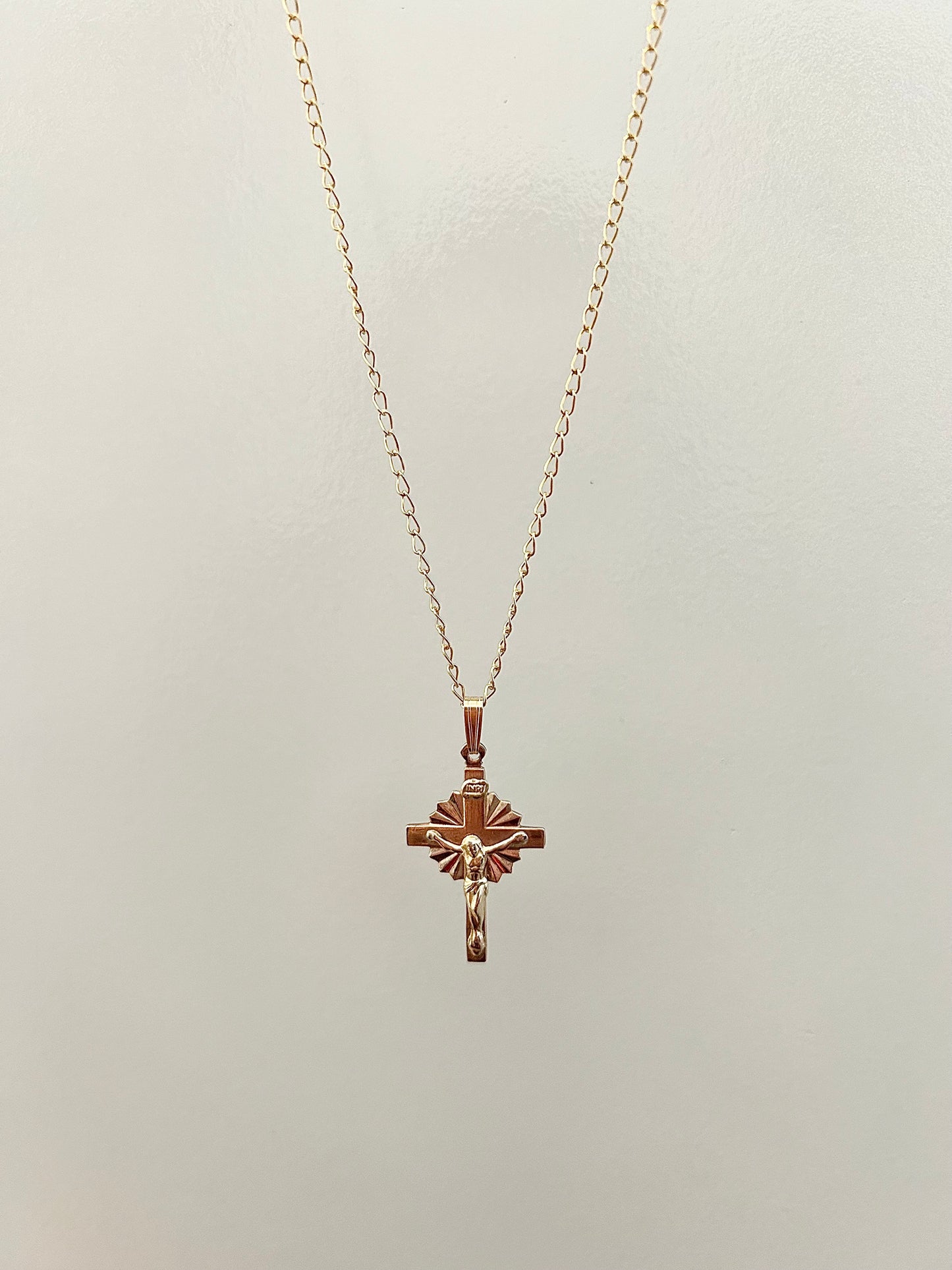 Cruz Necklace