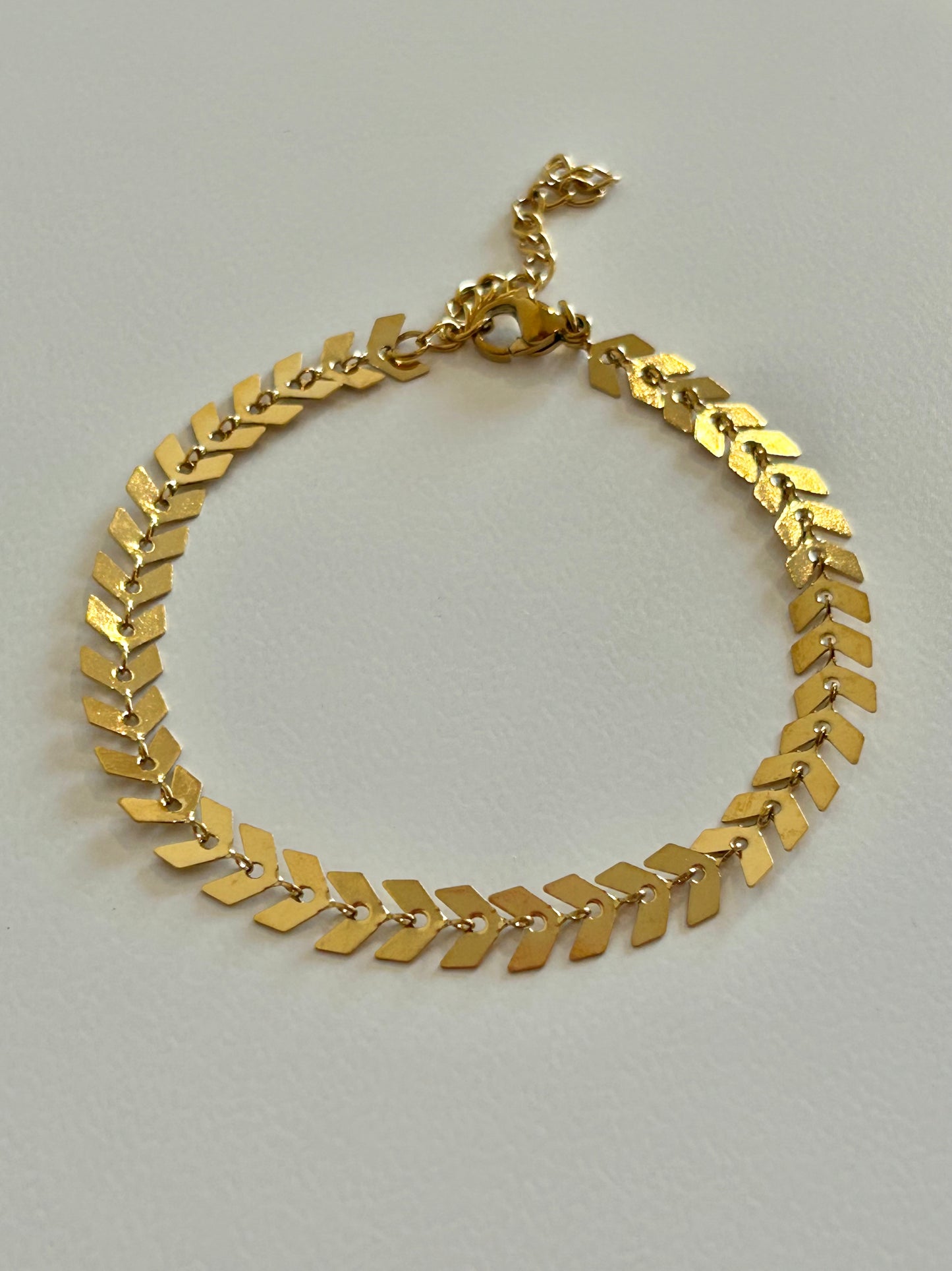 Infinite Arrows Bracelet