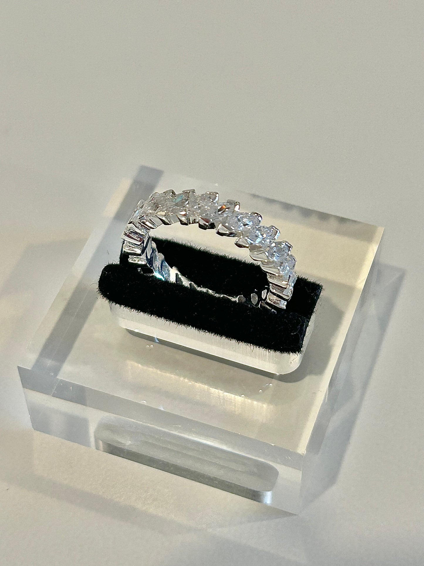 NYE Ring