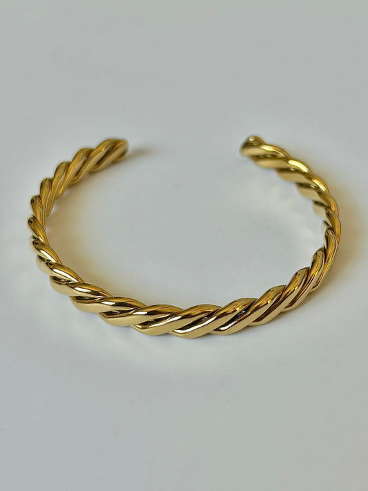 Tiffany Cuff