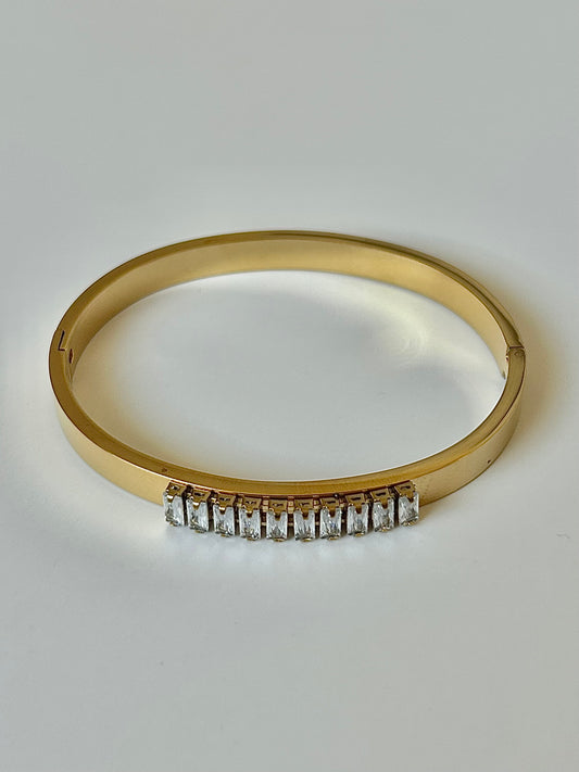 Miranda Bangle